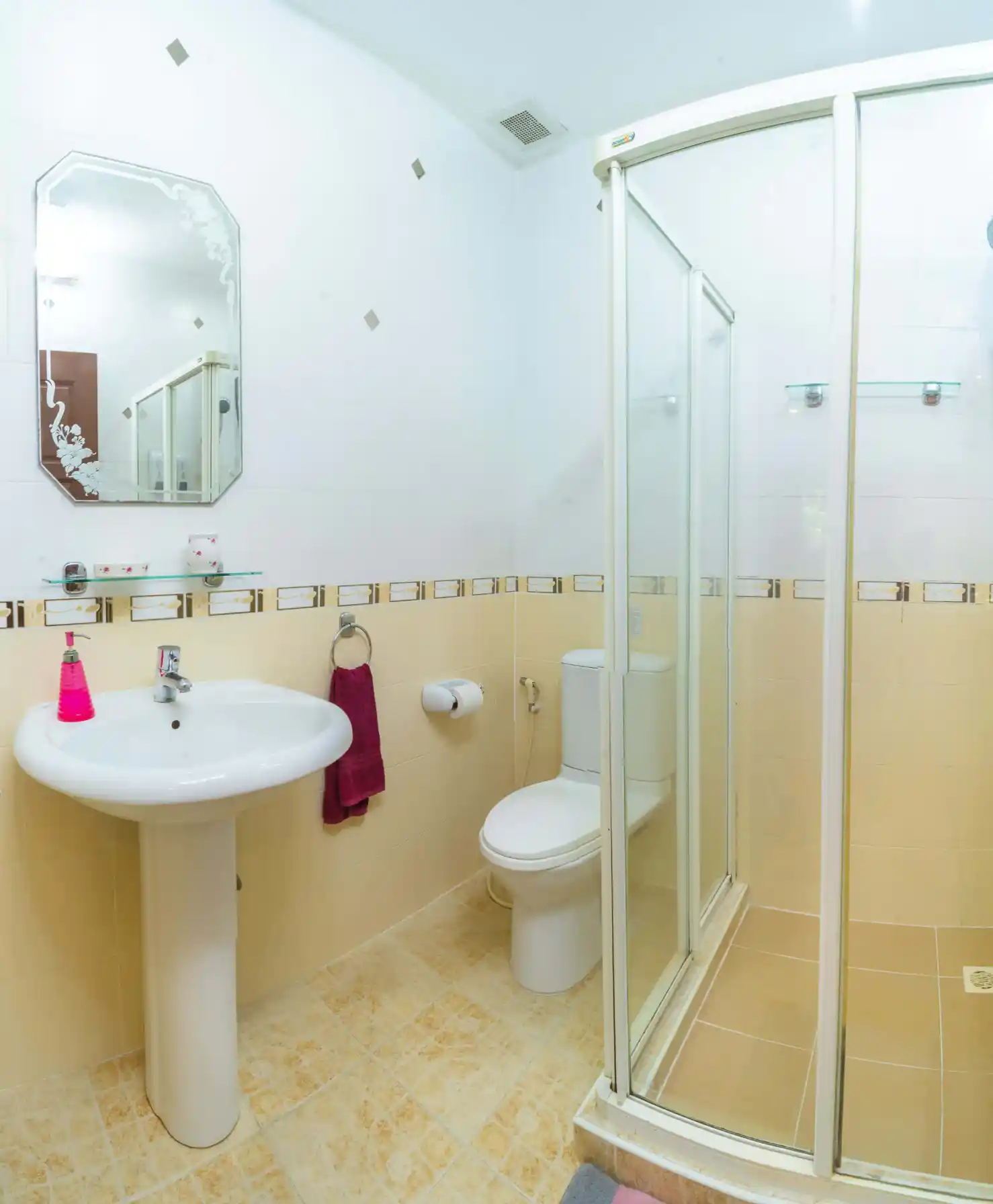 Bon Island Villa Bathroom2 0
