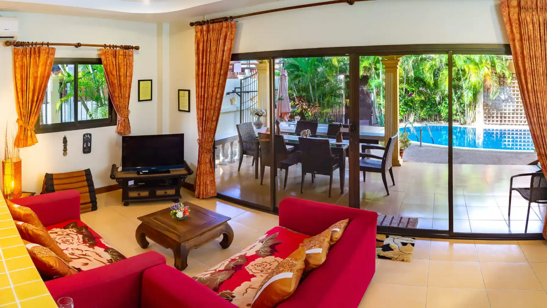Bon Island Villa LivingRoom 1
