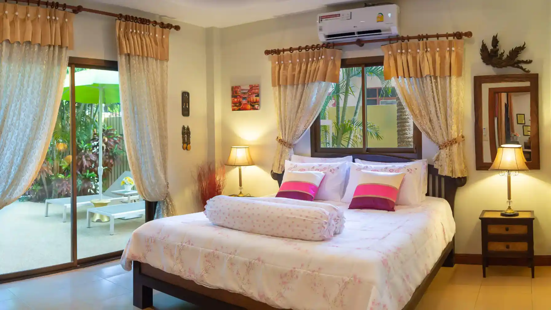 Coral Island Villa Bedroom1 0