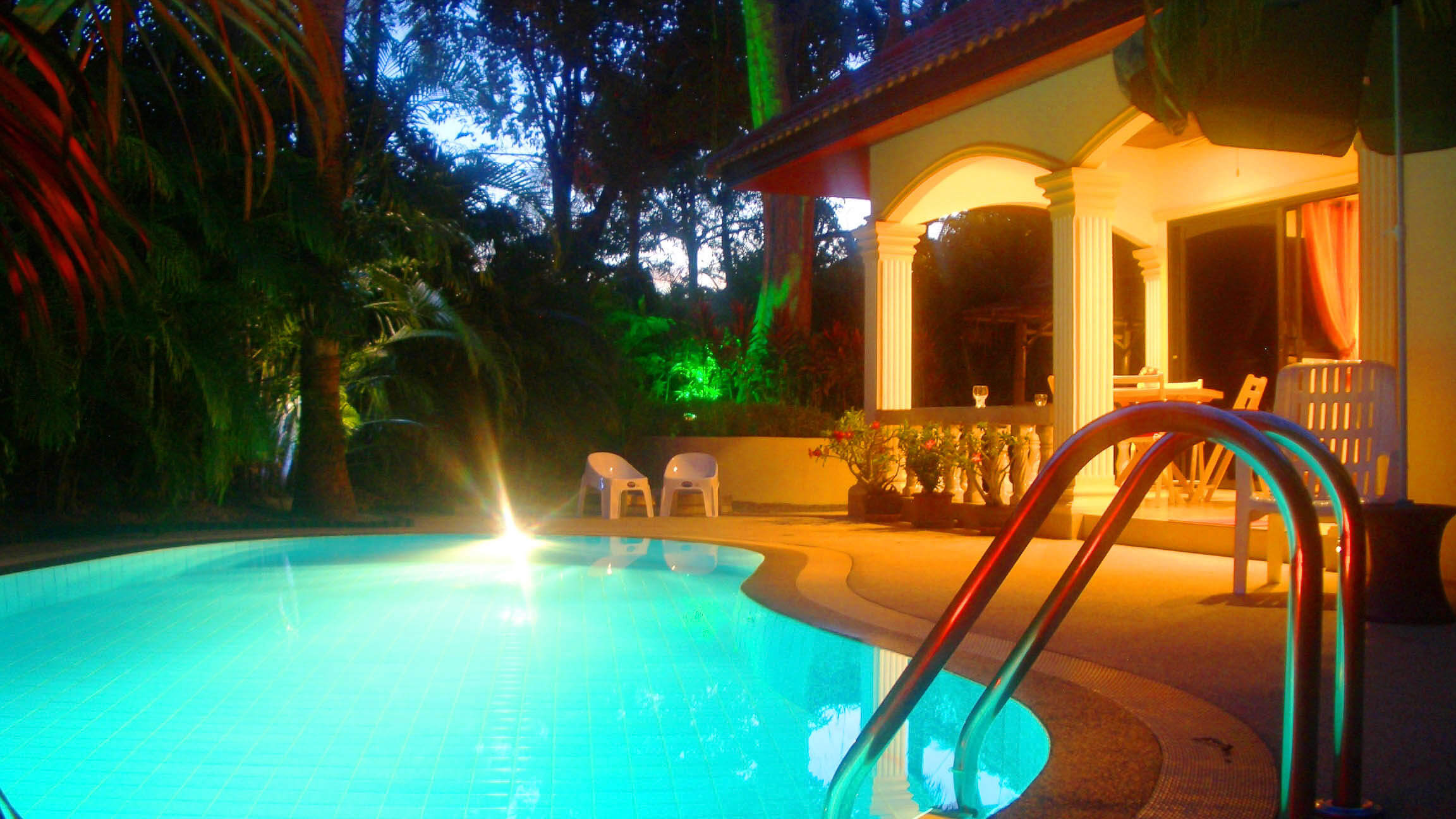 Front of villa from the entrance