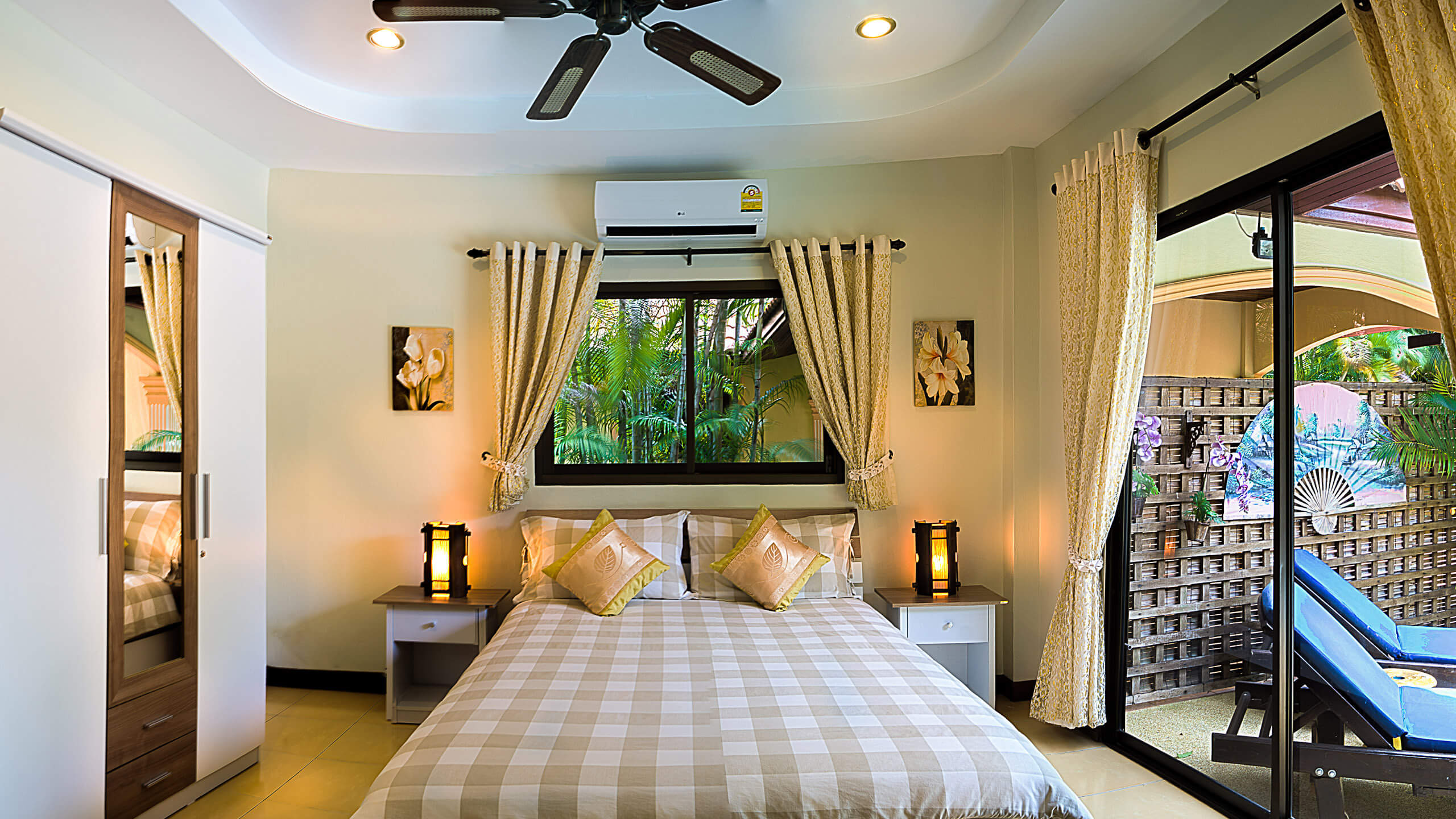 Lakeside Villa interior
